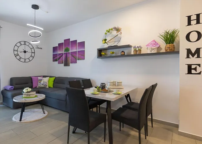 Sea & Stone No 2 In Apartment *