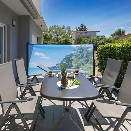 Sea & Stone No 2 In Apartamento
